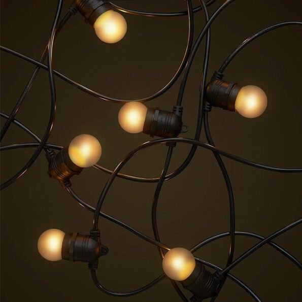 lauko-girlianda-led-lemputes-10-m-glow-juoda-matine (3)